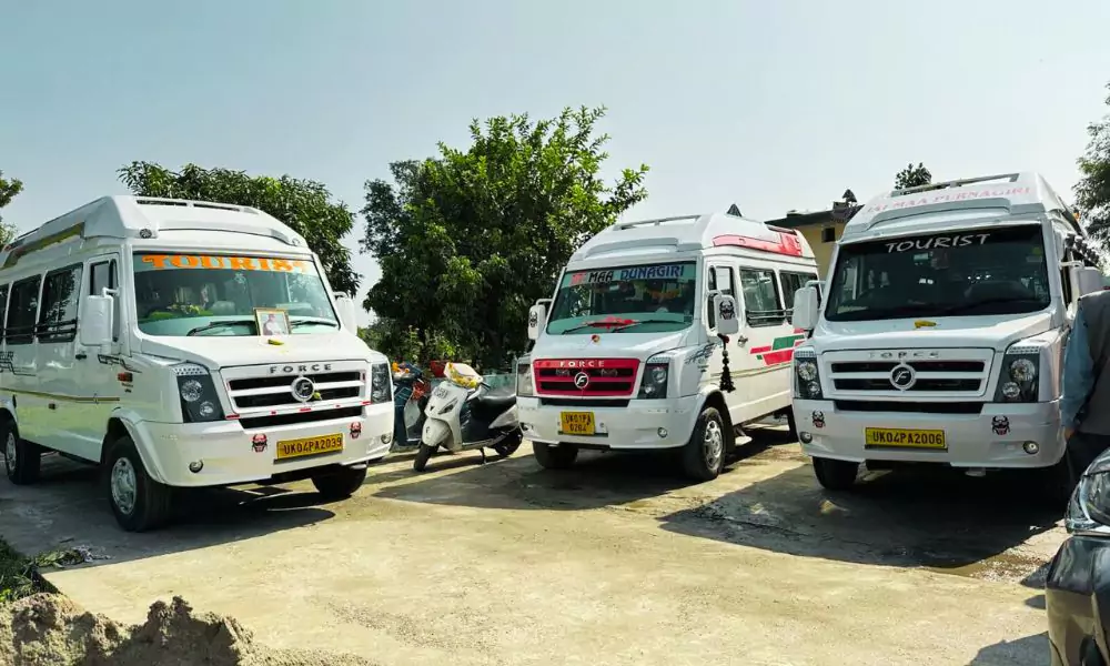 Delhi to Nainital Tempo Traveller